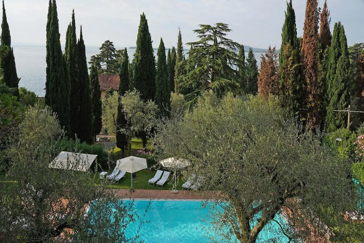 Villa Vibe Luce, Beautiful Period Villa With Private Pool And Lake View Gardone Riviera