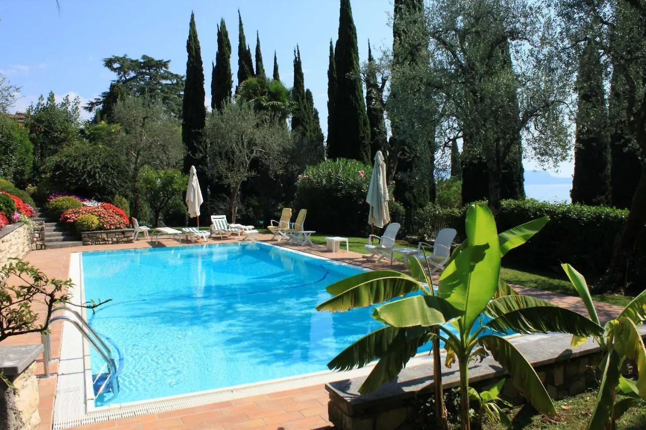 Villa Vibe Luce, Beautiful Period Villa With Private Pool And Lake View Gardone Riviera 0*,